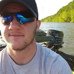 Meet your Posher, Adam